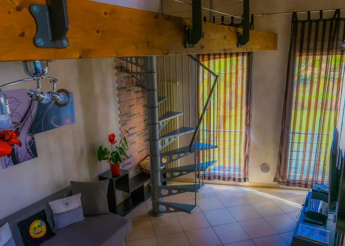 Un Nido Sul Fiume 费拉拉