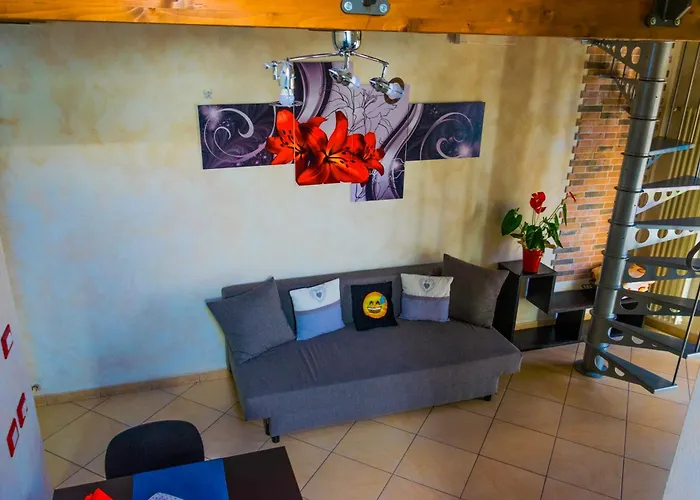 Un Nido Sul Fiume 公寓 费拉拉