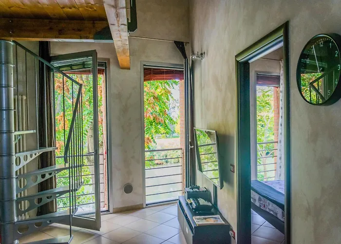 Un Nido Sul Fiume * 费拉拉